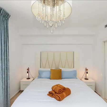 Royal Cabopino Townhouse * מארבלה